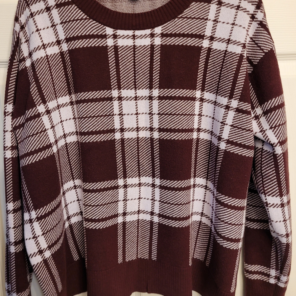 Winter/ Cold Attire Ann Taylor Women's Burgundy and White Knit Sweater Sz. XL